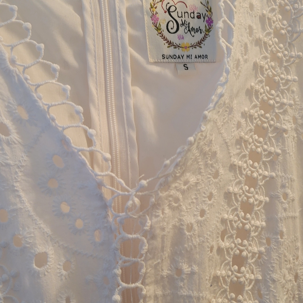 Chic White Lace Tiered Dress - Picture 2 of 4